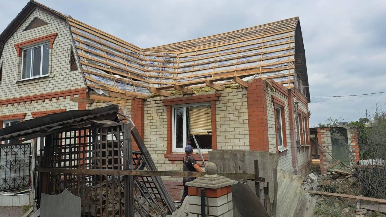Последствия обстрела поселка Уразово Белгородской области со стороны ВСУ Последствия обстрела поселка Уразово Белгородской области со стороны ВСУ - РИА Новости, 1920, 02.09.2023