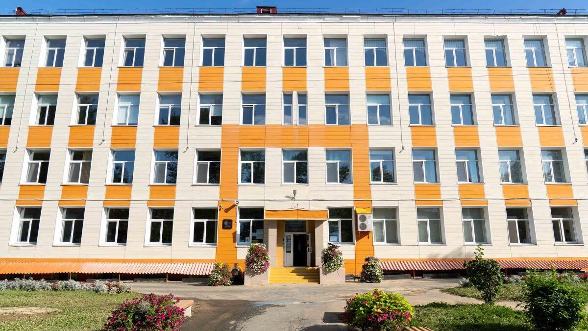 Школу №23 на Сахалине восстанавливают после потопа Школу №23 на Сахалине восстанавливают после потопа - РИА Новости, 1920, 04.09.2023