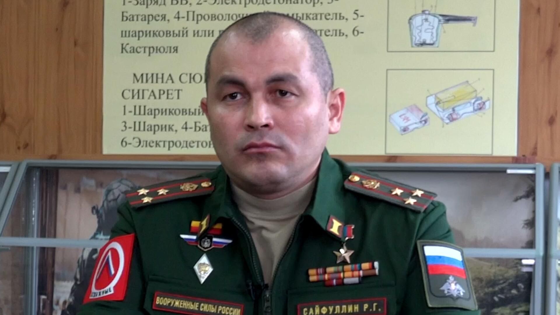 Живое разминирование – Сайфуллин о способах ВСУ преодолевать минные поля Живое разминирование – Сайфуллин о способах ВСУ преодолевать минные поля - РИА Новости, 1920, 05.09.2023