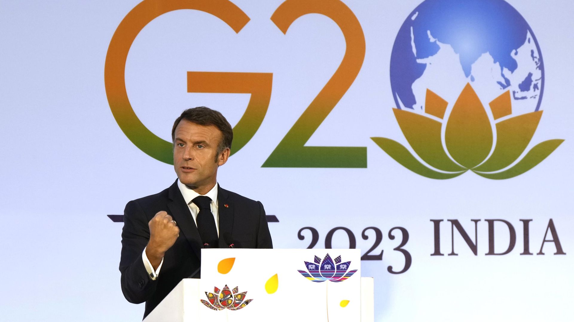 Президент Франции Эммануэль Макрон на пресс-конференции на саммите G20 в Индии Президент Франции Эммануэль Макрон на пресс-конференции на саммите G20 в Индии - РИА Новости, 1920, 13.09.2023