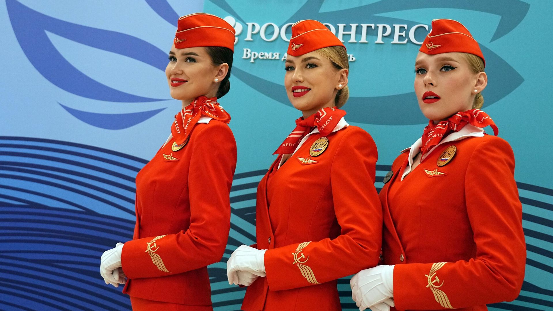 Участницы Восточного экономического форума во Владивостоке Участницы Восточного экономического форума во Владивостоке - РИА Новости, 1920, 12.09.2023