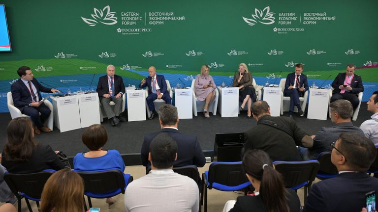 Сессия Глобальная альтернатива доминированию Запада: контуры будущего Сессия Глобальная альтернатива доминированию Запада: контуры будущего
