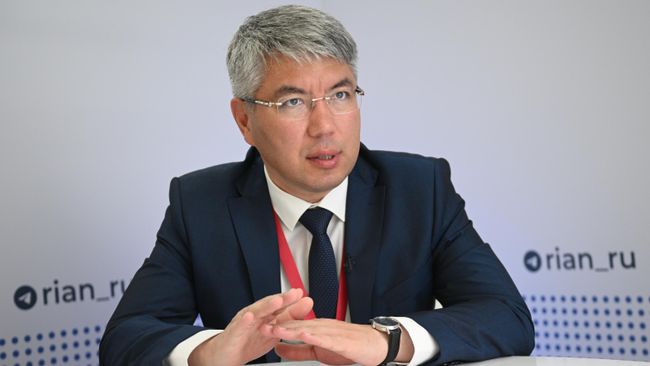 Главa Республики Бурятия Алексей Цыденов