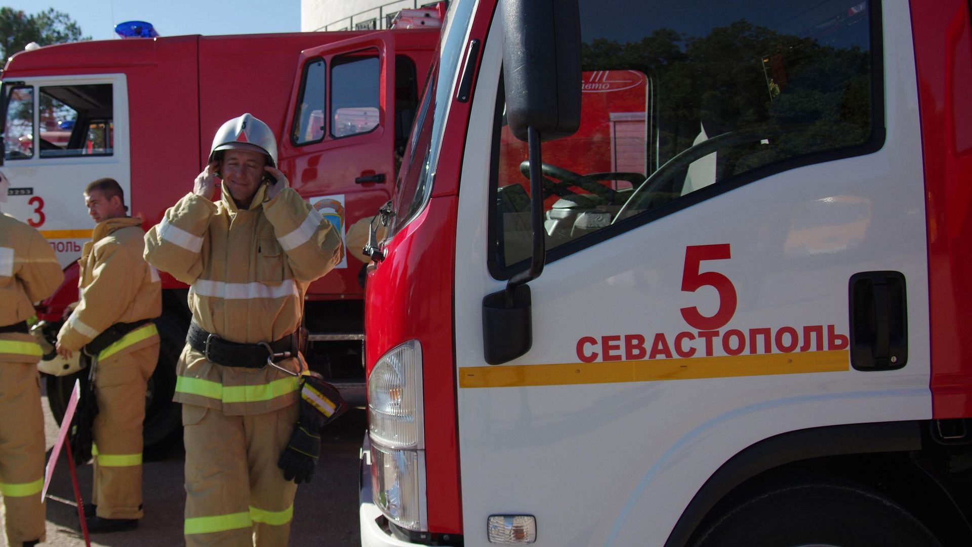 Пожарный автомобиль в Севастополе Пожарный автомобиль в Севастополе - РИА Новости, 1920, 13.09.2023