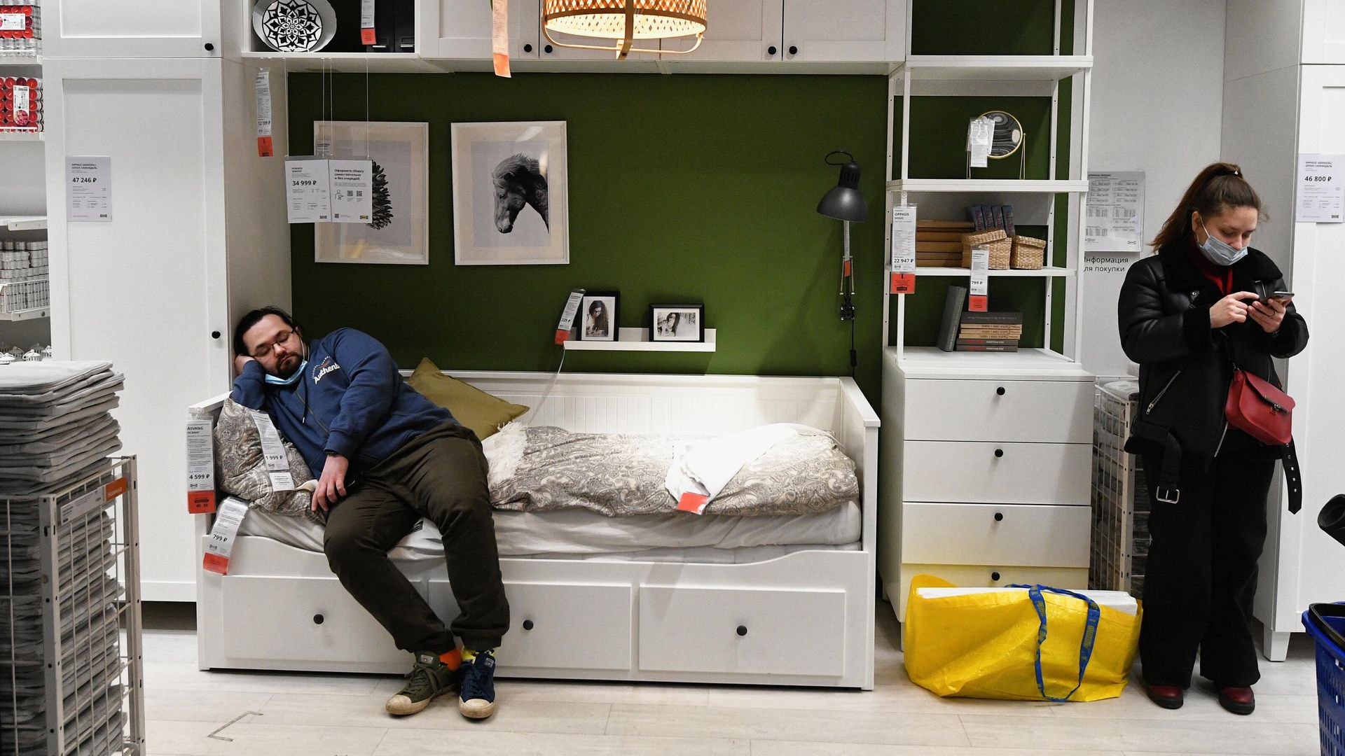 Покупатели в магазине IKEA - РИА Новости, 1920, 07.02.2024