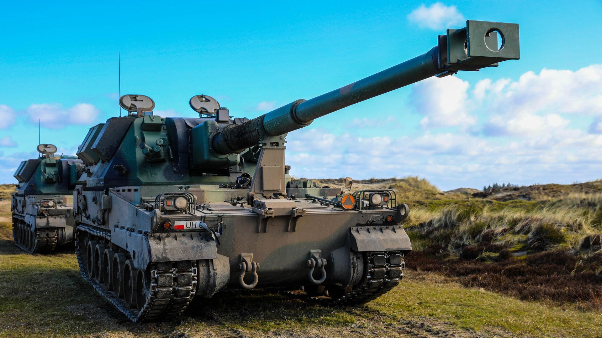 Польская самоходная артиллерийская гаубица AHS Krab Польская самоходная артиллерийская гаубица AHS Krab - РИА Новости, 1920, 24.02.2026
