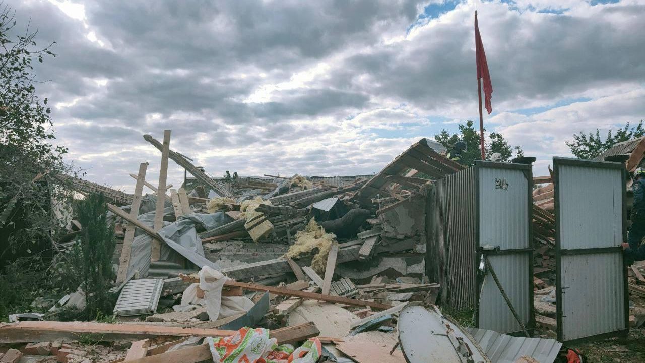 На месте взрыва газового баллона в частном доме в Шебекино На месте взрыва газового баллона в частном доме в Шебекино - РИА Новости, 1920, 22.09.2023