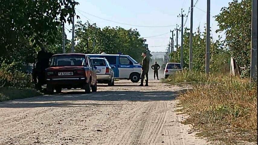 Блокпост в районе обнаружения обломков ракеты С-300 в Кицканах Блокпост в районе обнаружения обломков ракеты С-300 в Кицканах - РИА Новости, 1920, 25.09.2023
