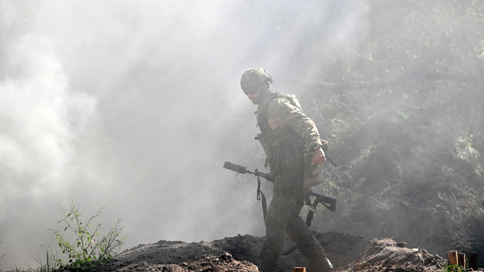 Российский военнослужащий в зоне проведения СВО Российский военнослужащий в зоне проведения СВО - РИА Новости, 1920, 31.08.2024