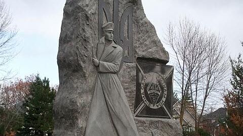 Памятник ветеранам УПА* на кладбище святого Владимира в Оквилле, Канада Памятник ветеранам УПА* на кладбище святого Владимира в Оквилле, Канада - РИА Новости, 1920, 26.09.2023