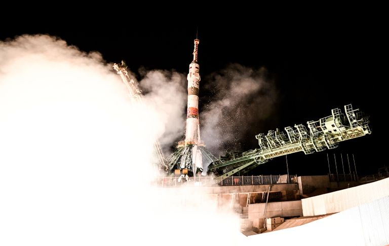 Старт ракеты-носителя Союз-2.1а с транспортным пилотируемым кораблем Союз МС-24 с космодрома Байконур Старт ракеты-носителя Союз-2.1а с транспортным пилотируемым кораблем Союз МС-24 с космодрома Байконур