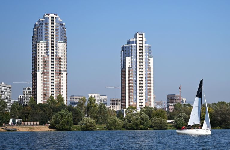 Большой Строгинский затон в Москве