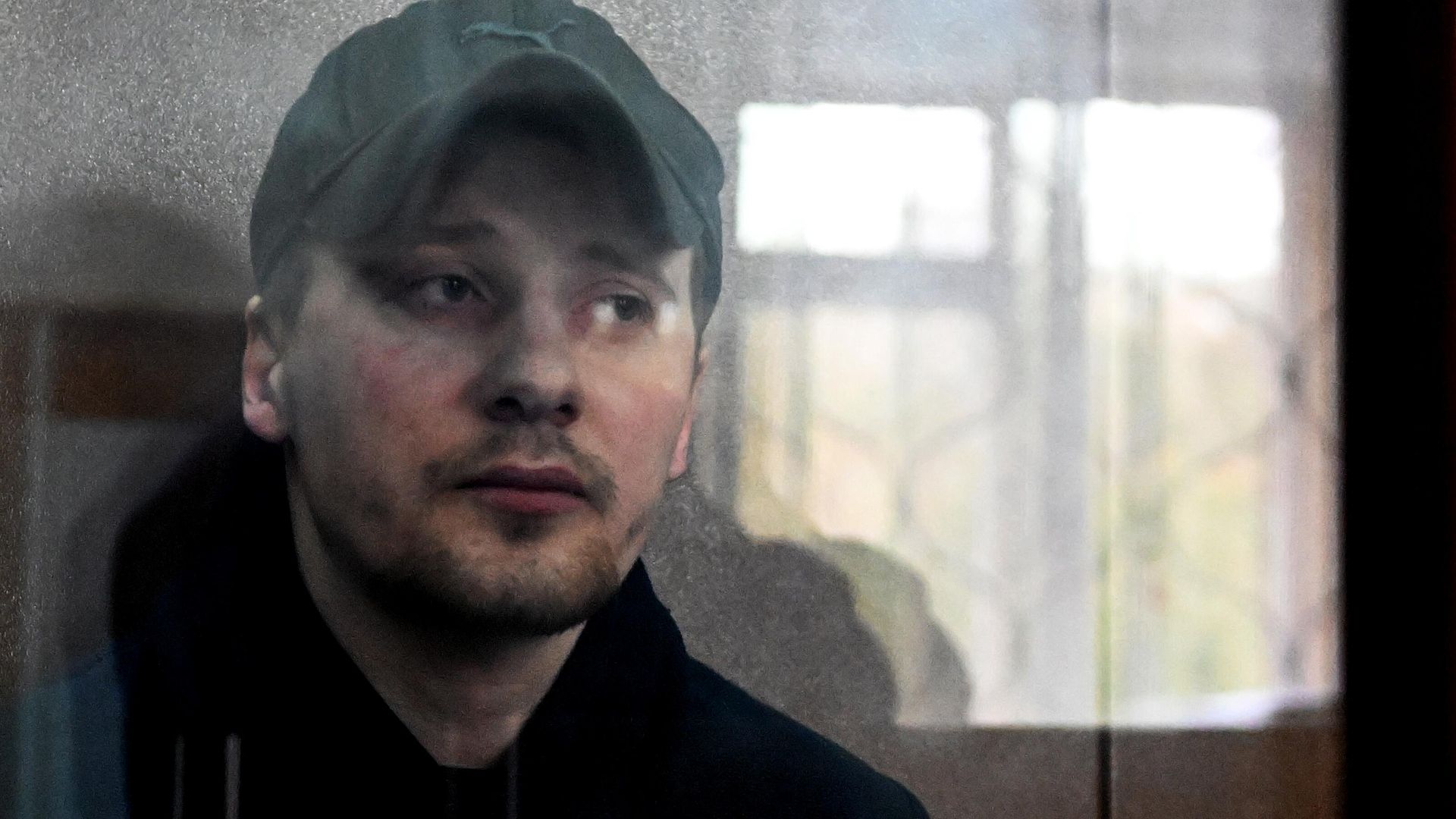 Александр Пермяков, обвиняемый в покушении на писателя Захара Прилепина, в Басманном суде Москвы Александр Пермяков, обвиняемый в покушении на писателя Захара Прилепина, в Басманном суде Москвы - РИА Новости, 1920, 19.09.2024
