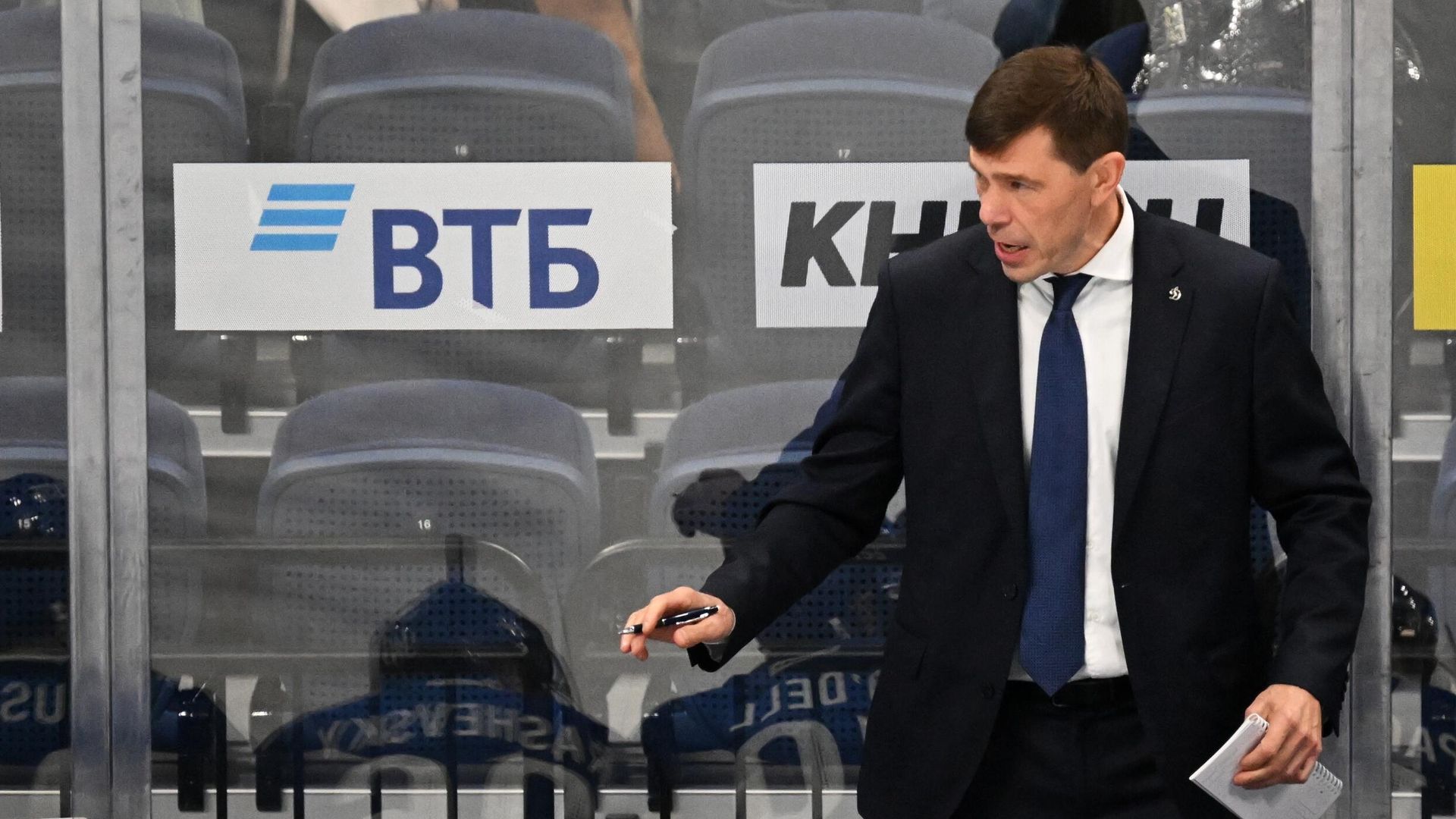 Главный тренер ХК Динамо Алексей Кудашов Главный тренер ХК Динамо Алексей Кудашов - РИА Новости, 1920, 05.10.2023
