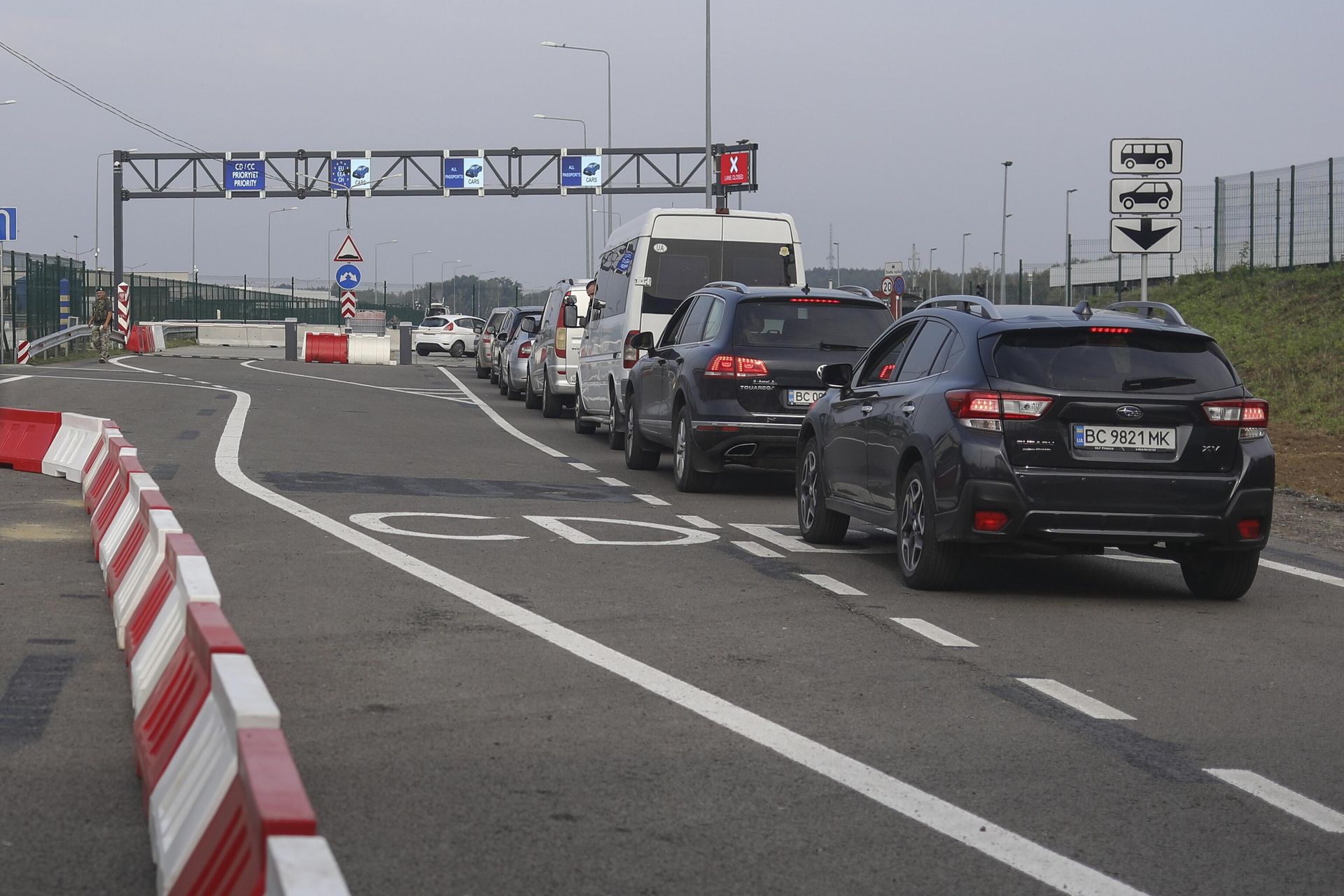 Автомобили на украинской границе Автомобили на украинской границе - РИА Новости, 1920, 07.11.2023