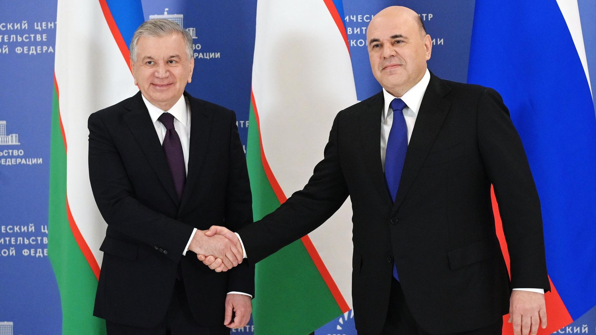 Председатель правительства РФ Михаил Мишустин и президент Узбекистана Шавкат Мирзиеев во время встречи в Москве. 6 октября 2023 Председатель правительства РФ Михаил Мишустин и президент Узбекистана Шавкат Мирзиеев во время встречи в Москве. 6 октября 2023 - РИА Новости, 1920, 06.10.2023