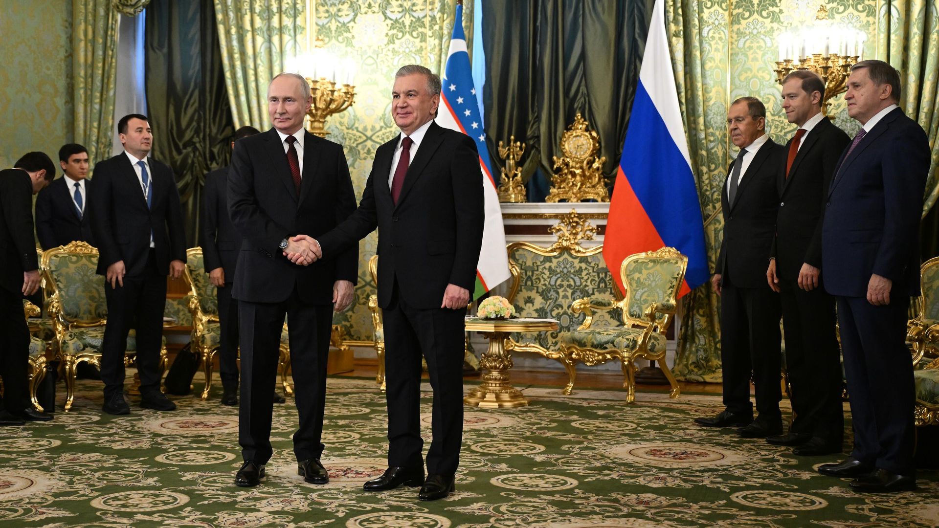 Президент России Владимир Путин и президент Узбекистана Шавкат Мирзиеев на переговорах в Москве Президент России Владимир Путин и президент Узбекистана Шавкат Мирзиеев на переговорах в Москве - РИА Новости, 1920, 06.10.2023