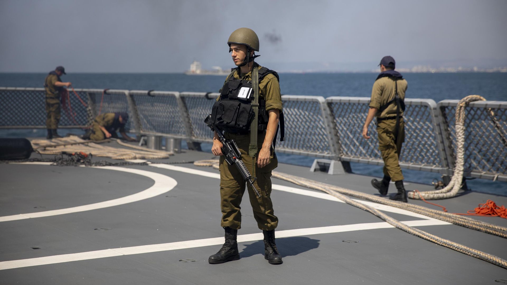 Военные на палубе корвета Atzmaut ВМС Израиля Военные на палубе корвета Atzmaut ВМС Израиля - РИА Новости, 1920, 28.06.2024