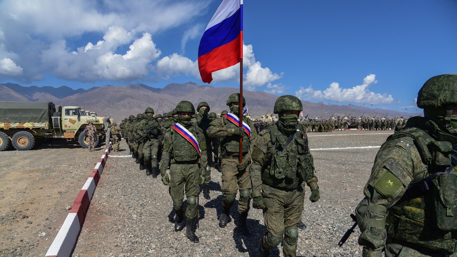 Военнослужащие во время учений ОДКБ Нерушимое братство в Киргизии Военнослужащие во время учений ОДКБ Нерушимое братство в Киргизии - РИА Новости, 1920, 16.11.2023