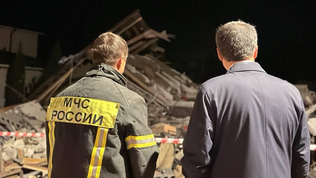Разрушенный в результате падения БПЛА частный дом в Белгородской области Разрушенный в результате падения БПЛА частный дом в Белгородской области - РИА Новости, 1920, 12.10.2023