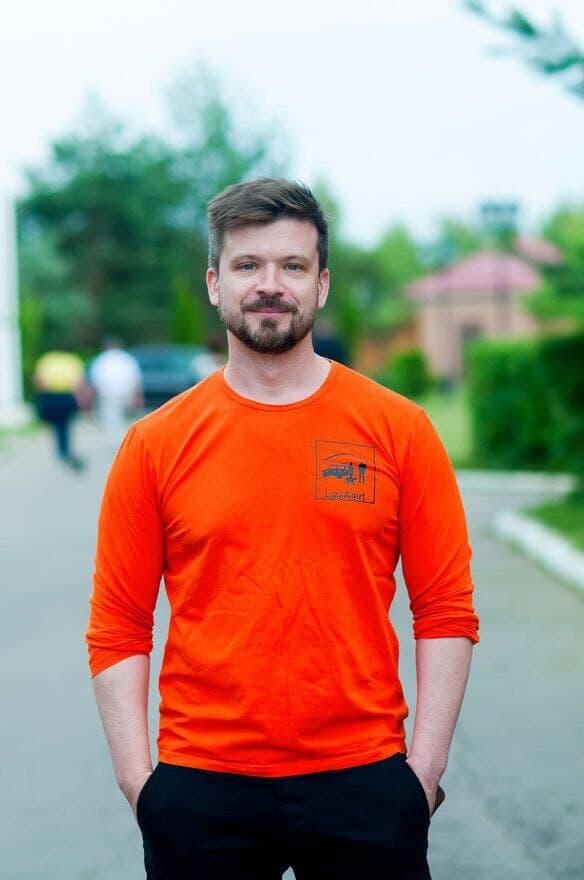 Председатель поисково-спасательного отряда ЛизаАлерт Григорий Сергеев Председатель поисково-спасательного отряда ЛизаАлерт Григорий Сергеев - РИА Новости, 1920, 03.12.2025