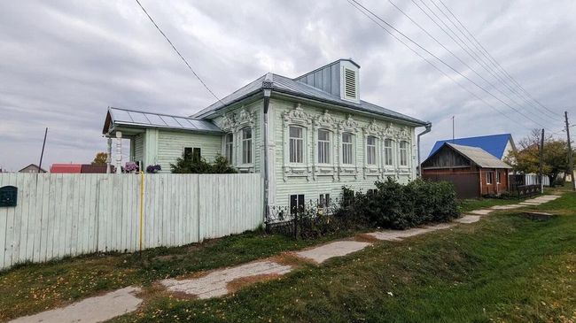 Покровское в Тюменской области. Здание музея Распутина Покровское в Тюменской области. Здание музея Распутина