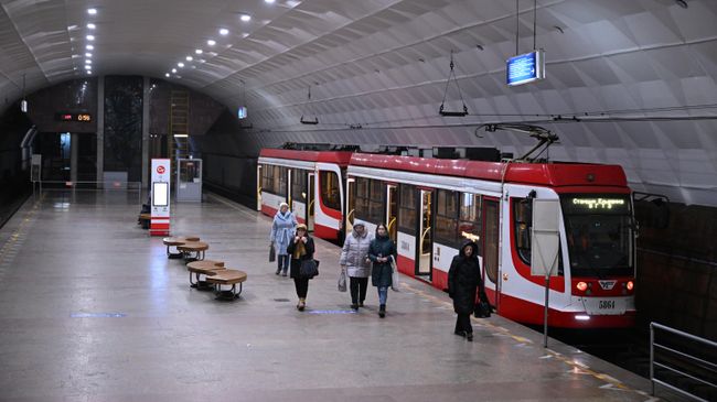 Станция скоростного городского транспорта Площадь Ленина в Волгограде