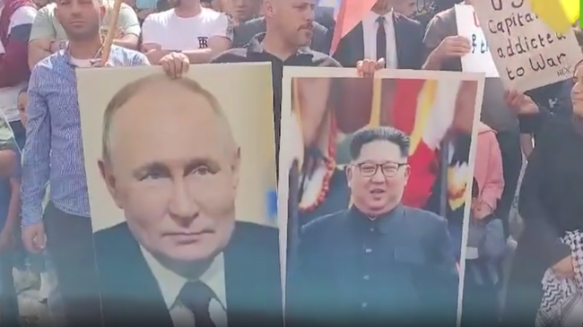 В Хевроне палестинцы вышли на улицы с портретами Путина. Кадр видео
