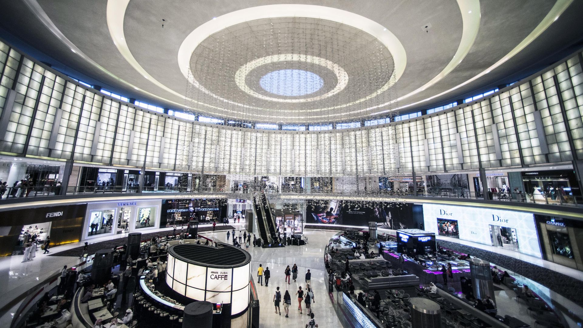 Дубайский торгово-развлекательный центр Dubai Mall Дубайский торгово-развлекательный центр Dubai Mall - РИА Новости, 1920, 03.03.2026