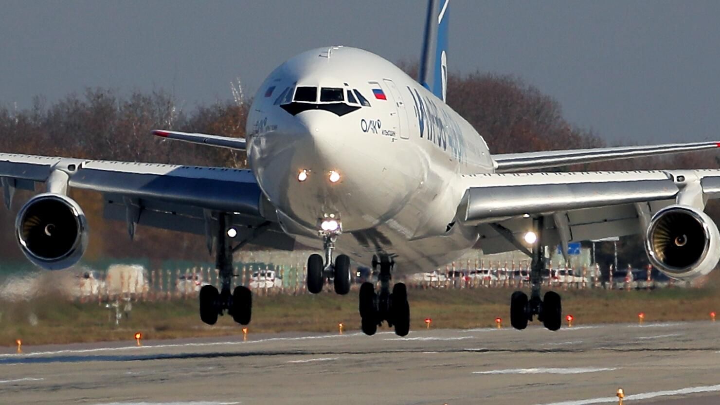 Самолет Ил-96-400М совершил первый полет Самолет Ил-96-400М совершил первый полет - РИА Новости, 1920, 12.11.2023