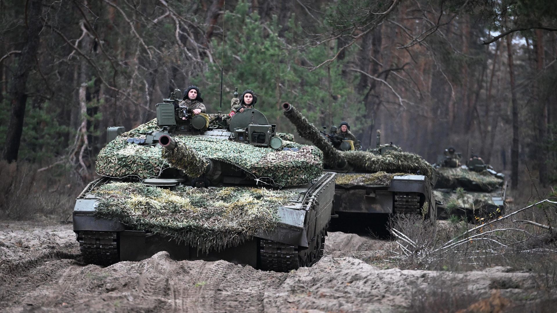 Боевая работа экипажей танков Т-80 на Краснолиманском направлении СВО - РИА Новости, 1920, 18.01.2024