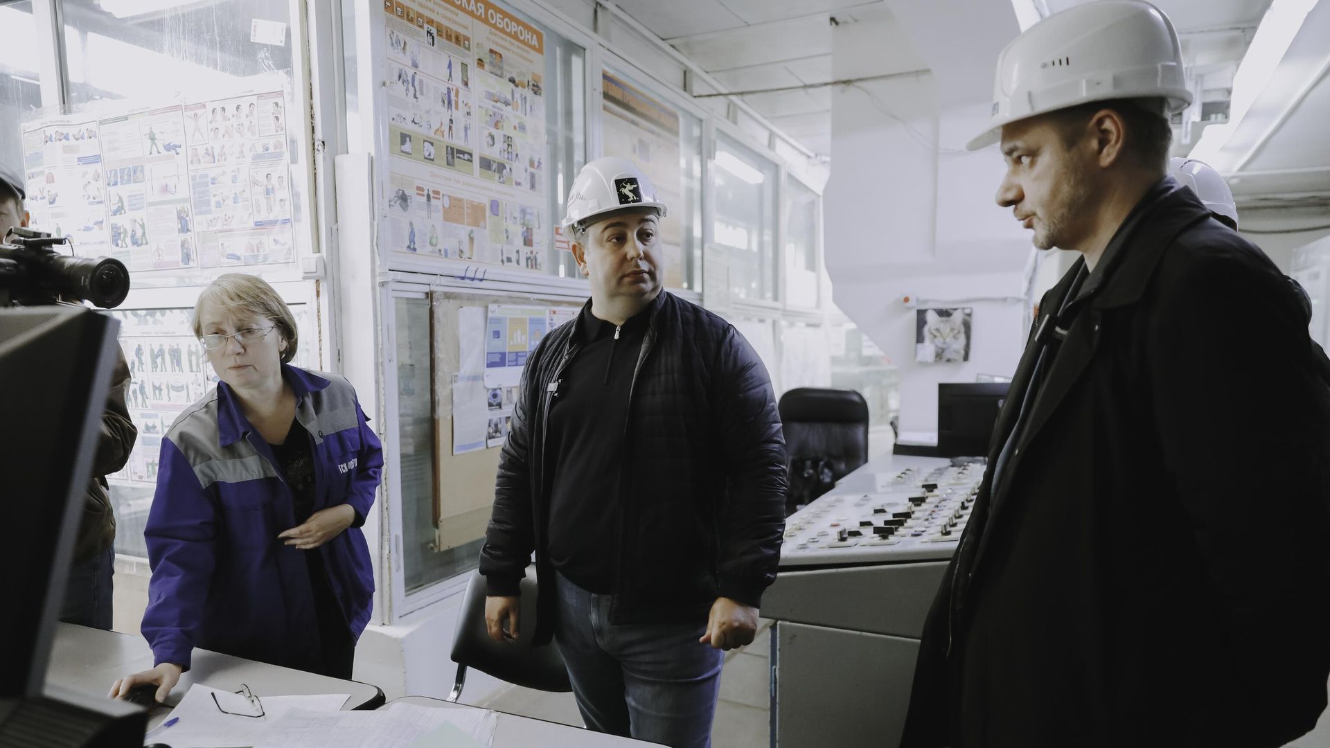 Дмитрий Волошин проверил ремонтные работы на теплосети в Новых Химках Дмитрий Волошин проверил ремонтные работы на теплосети в Новых Химках - РИА Новости, 1920, 05.11.2023