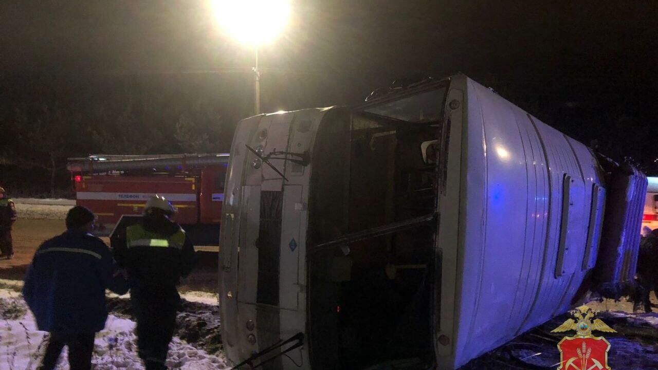 ДТП с участием автобуса на улице Волгоградской в Кемерове ДТП с участием автобуса на улице Волгоградской в Кемерове - РИА Новости, 1920, 06.11.2023