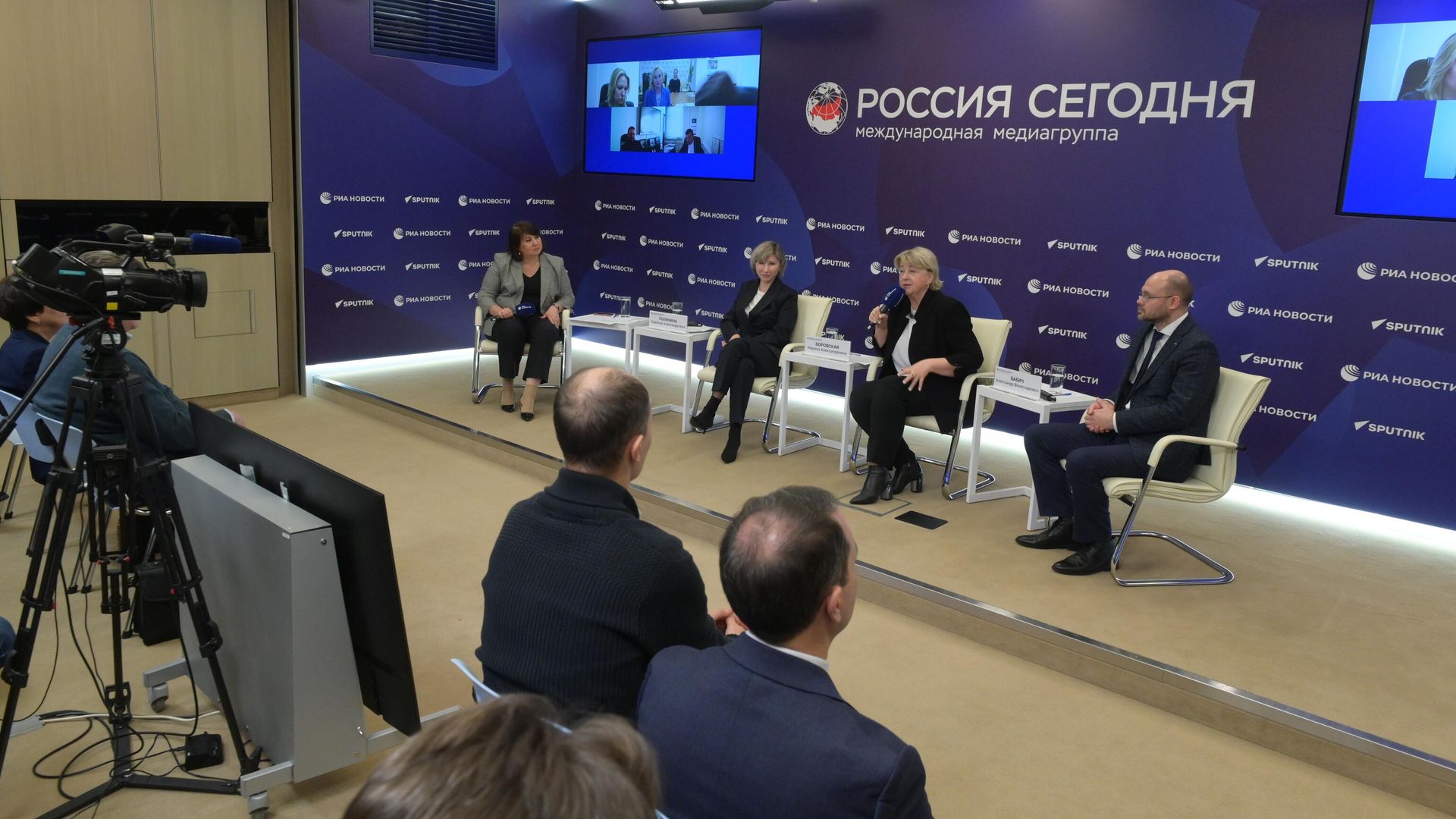 Круглый стол на тему: Университеты в системе работы с талантливыми школьниками: опыт и новые подходы Круглый стол на тему: Университеты в системе работы с талантливыми школьниками: опыт и новые подходы - РИА Новости, 1920, 13.11.2023