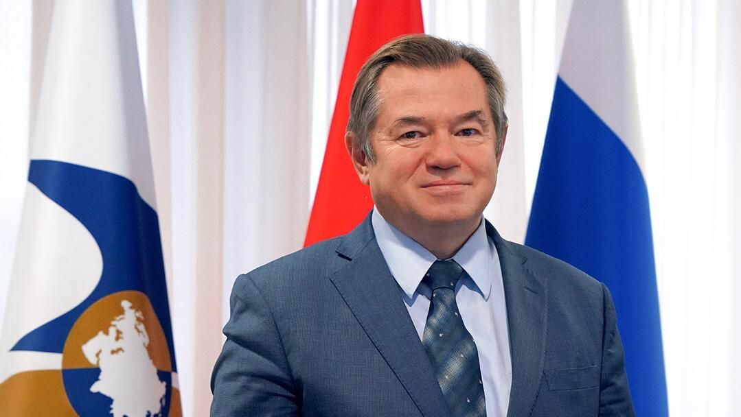 Министр по интеграции и макроэкономике Евразийской экономической комиссии Сергей Глазьев - РИА Новости, 1920