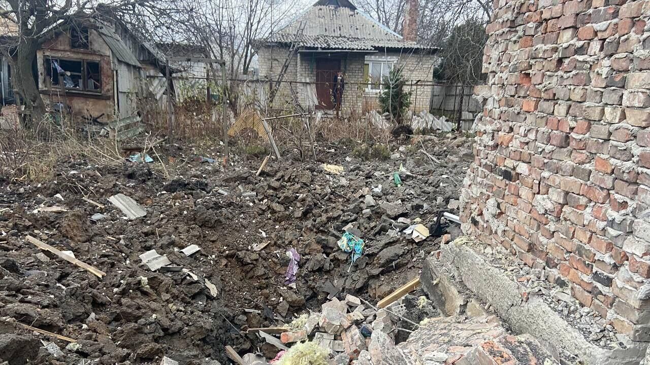 Последствия обстрела Горловки украинскими войсками - РИА Новости, 1920, 06.04.2025
