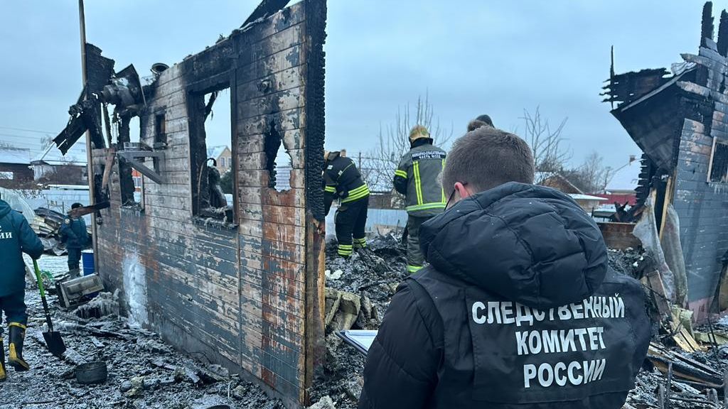 Последствия пожара в частном доме в Люберцах. 22 ноября 2023 Последствия пожара в частном доме в Люберцах. 22 ноября 2023 - РИА Новости, 1920, 22.11.2023