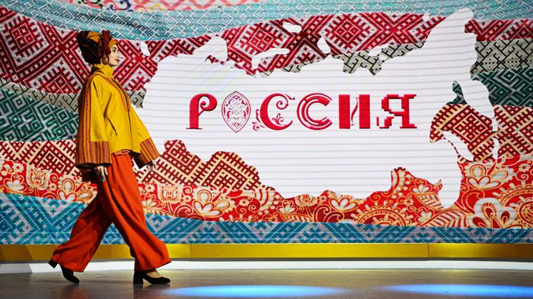 Этнопоказ и интерактивная программа с участием алтайских ремесленников Алтай мастеровой Этнопоказ и интерактивная программа с участием алтайских ремесленников Алтай мастеровой