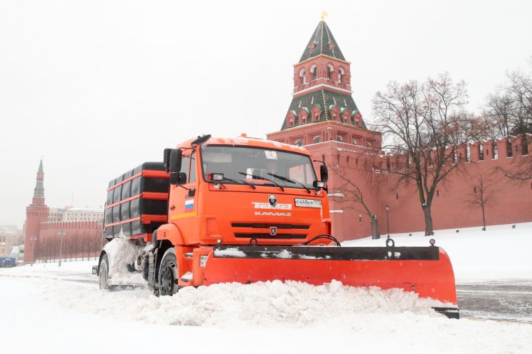 Уборка снега в Москве Уборка снега в Москве