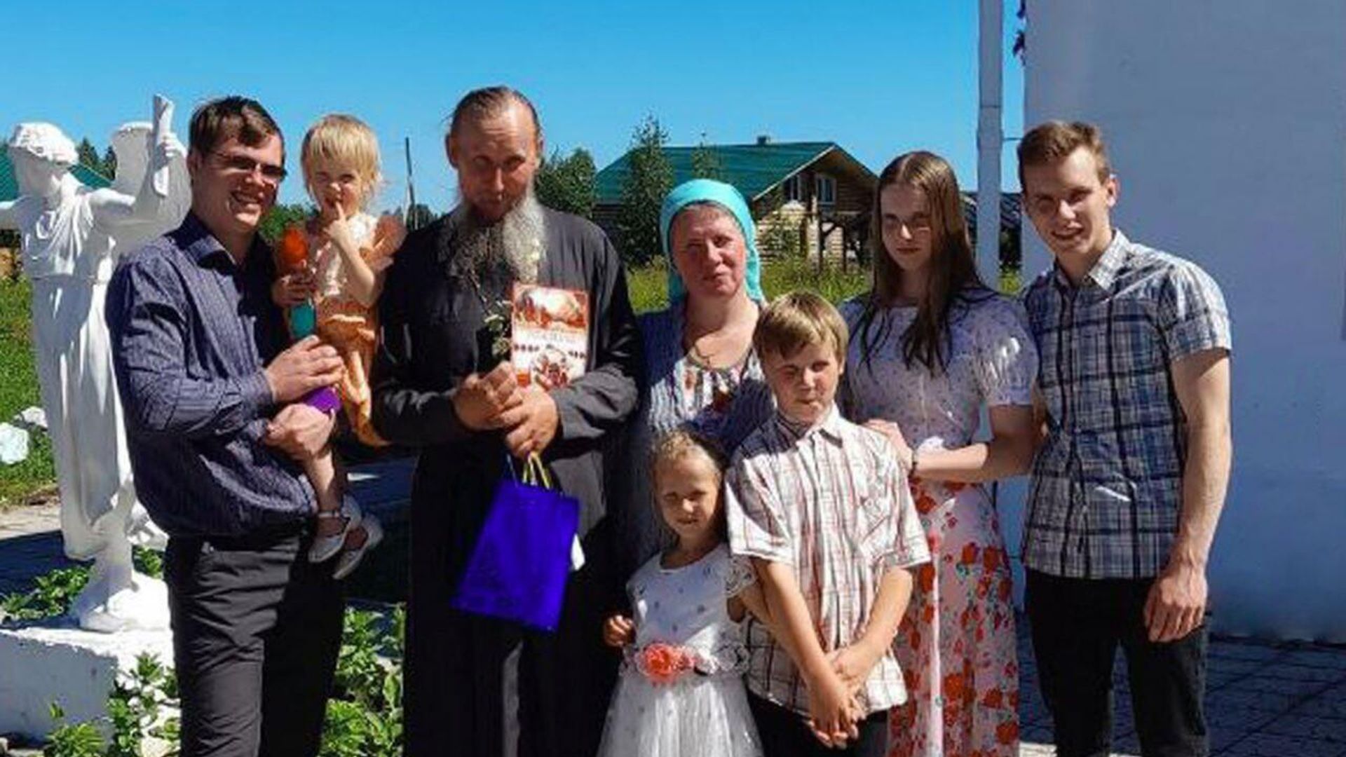 Многодетная семья Умбрасас из Няндомы Многодетная семья Умбрасас из Няндомы - РИА Новости, 1920, 27.11.2023