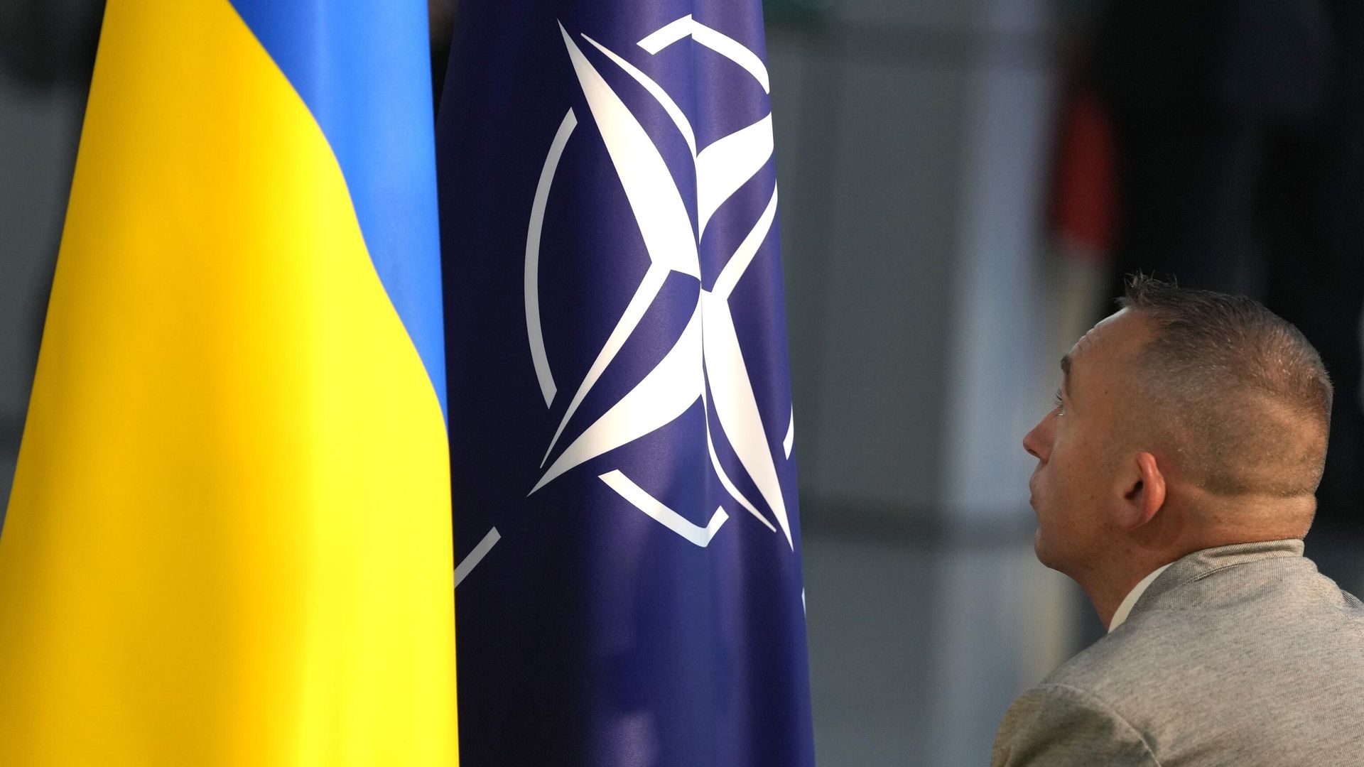 Флаги Украины и НАТО Флаги Украины и НАТО - РИА Новости, 1920, 06.10.2024