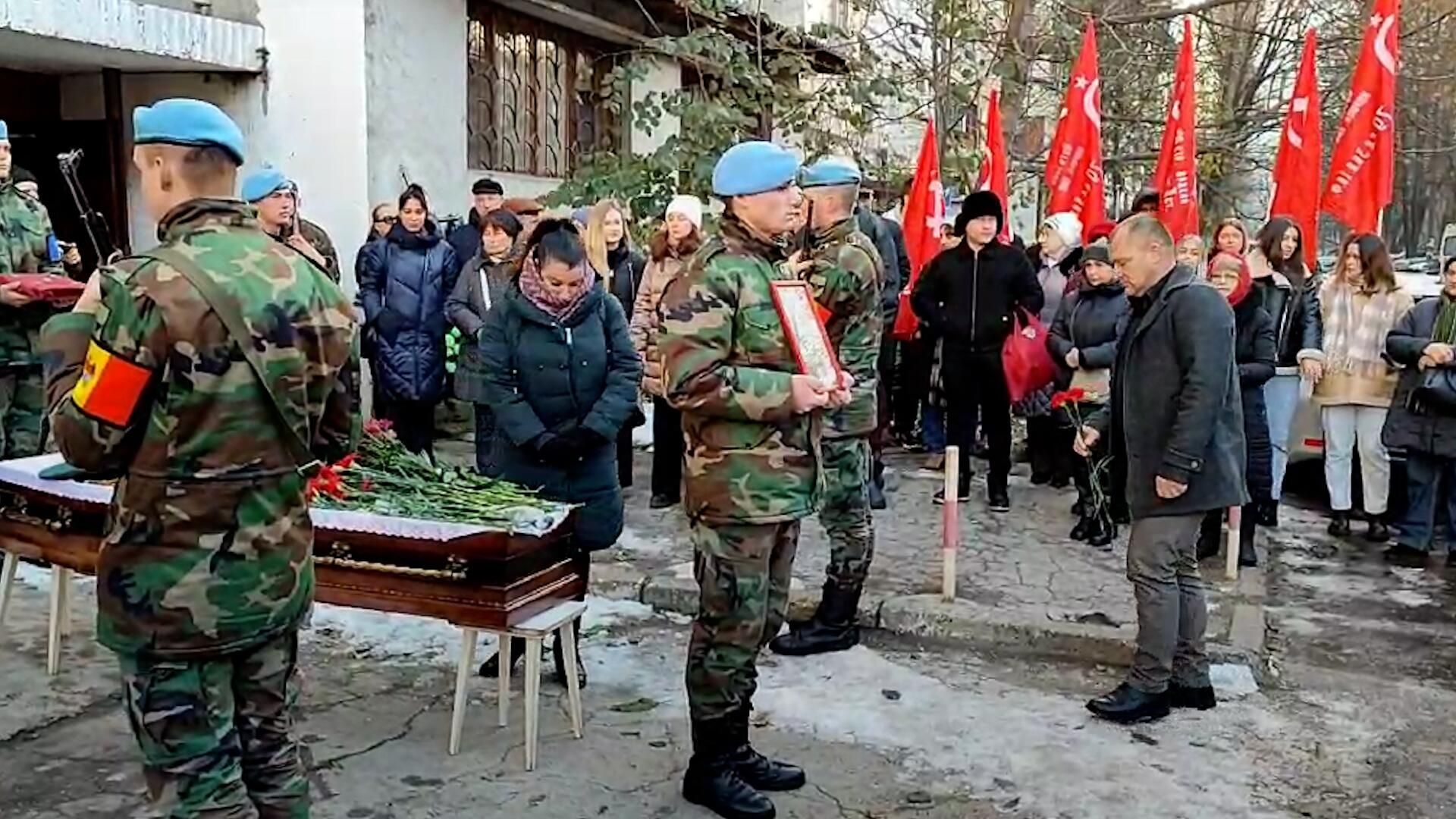 Прощание с последним жившим в Молдавии участником Сталинградской битвы Прощание с последним жившим в Молдавии участником Сталинградской битвы - РИА Новости, 1920, 30.11.2023