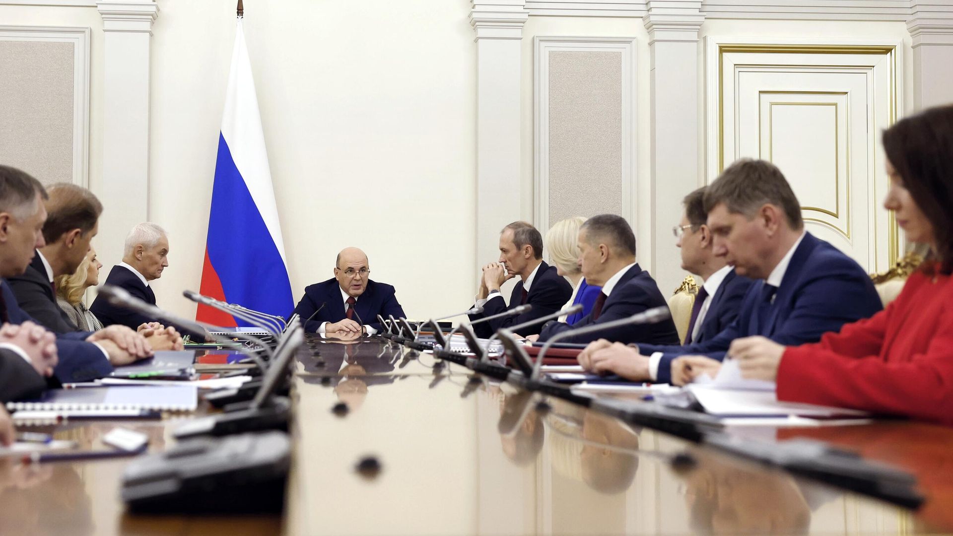 Председатель правительства РФ Михаил Мишустин проводит совещание с вице-премьерами РФ. 4 декабря 2023 - РИА Новости, 1920, 04.12.2023