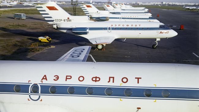Самолеты ЯК-40