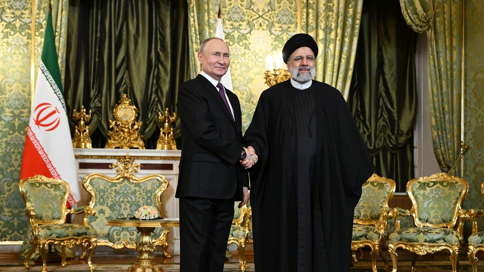 Президент РФ Владимир Путин и президент Ирана Эбрахим Раиси во время встречи в Москве Президент РФ Владимир Путин и президент Ирана Эбрахим Раиси во время встречи в Москве - РИА Новости, 1920, 04.07.2024