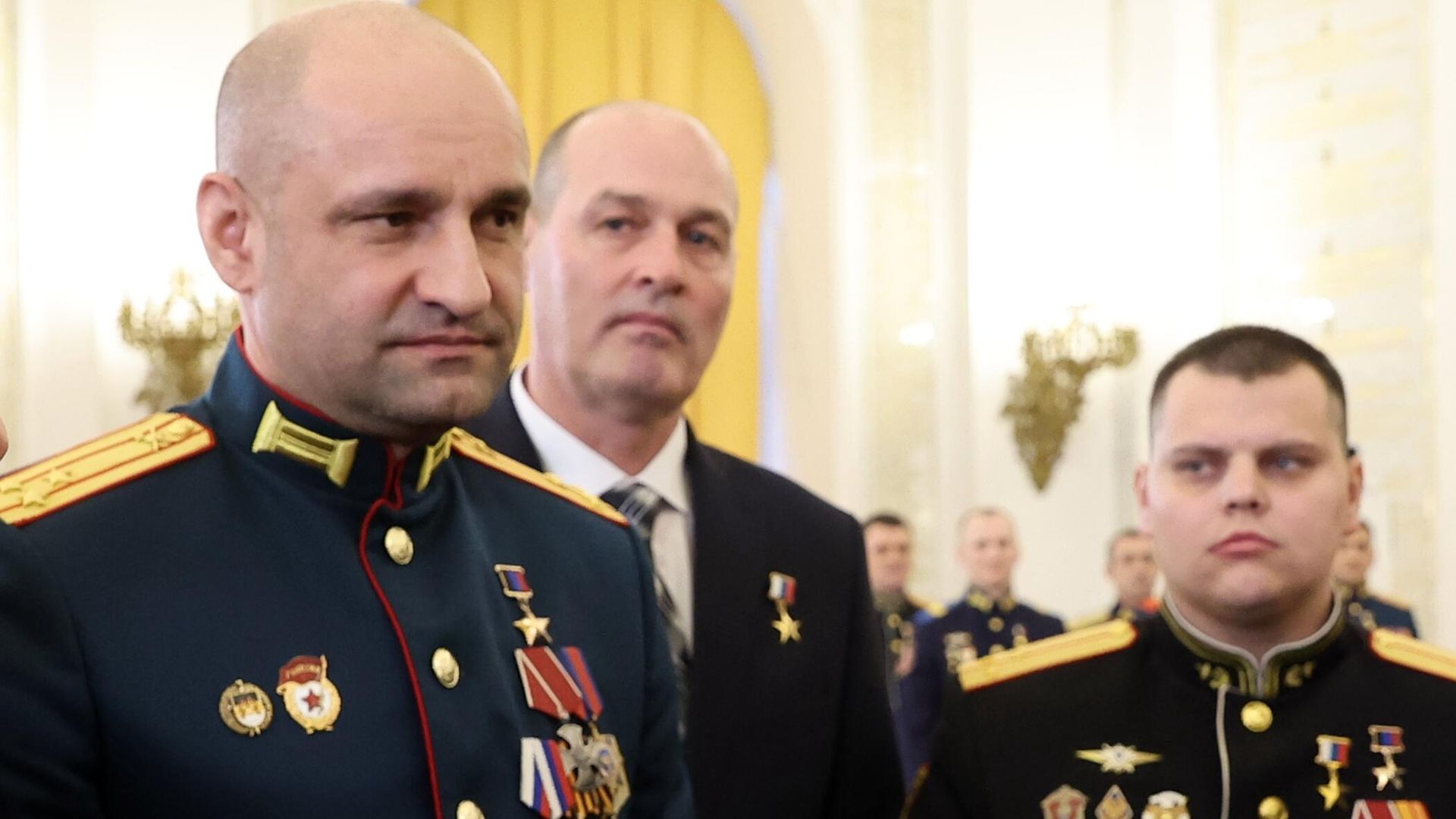 Командир отдельного разведывательного батальона Спарта ДНР Артем Жога на церемонии вручения медалей Золотая Звезда в Кремле Командир отдельного разведывательного батальона Спарта ДНР Артем Жога на церемонии вручения медалей Золотая Звезда в Кремле - РИА Новости, 1920, 08.12.2023