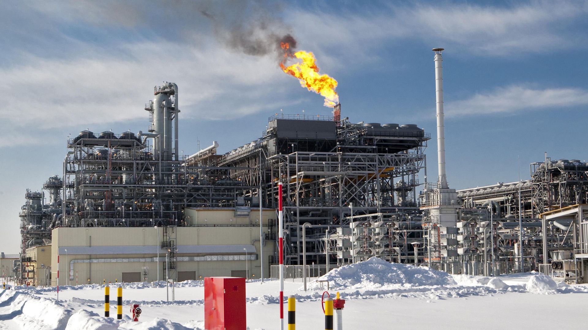 Производство сжиженного природного газа Производство сжиженного природного газа - РИА Новости, 1920, 14.04.2025