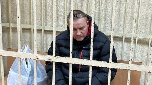 Отец девочки, устроившей стрельбу в гимназии в Брянске, во время судебного заседания