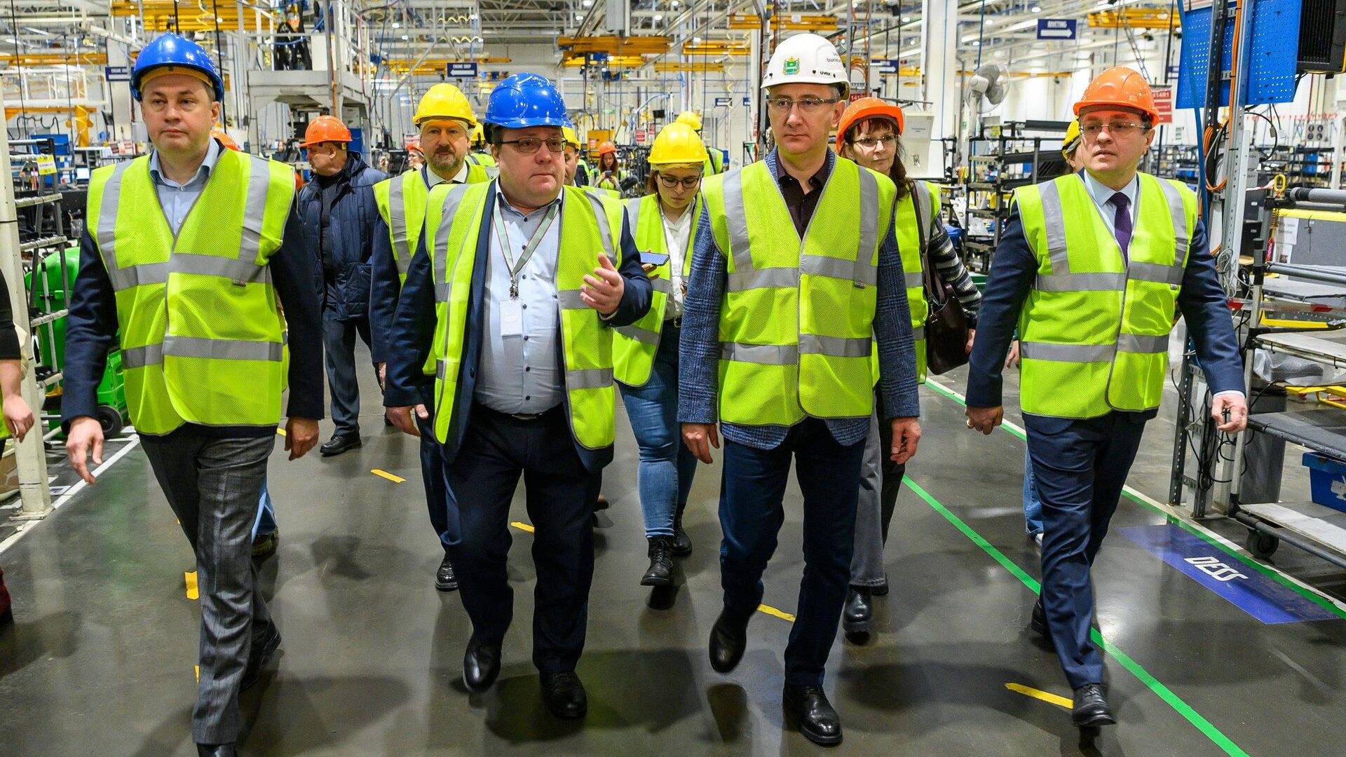 Производство грузовиков Next началось на бывшем заводе Volvo Trucks Производство грузовиков Next началось на бывшем заводе Volvo Trucks - РИА Новости, 1920, 14.12.2023