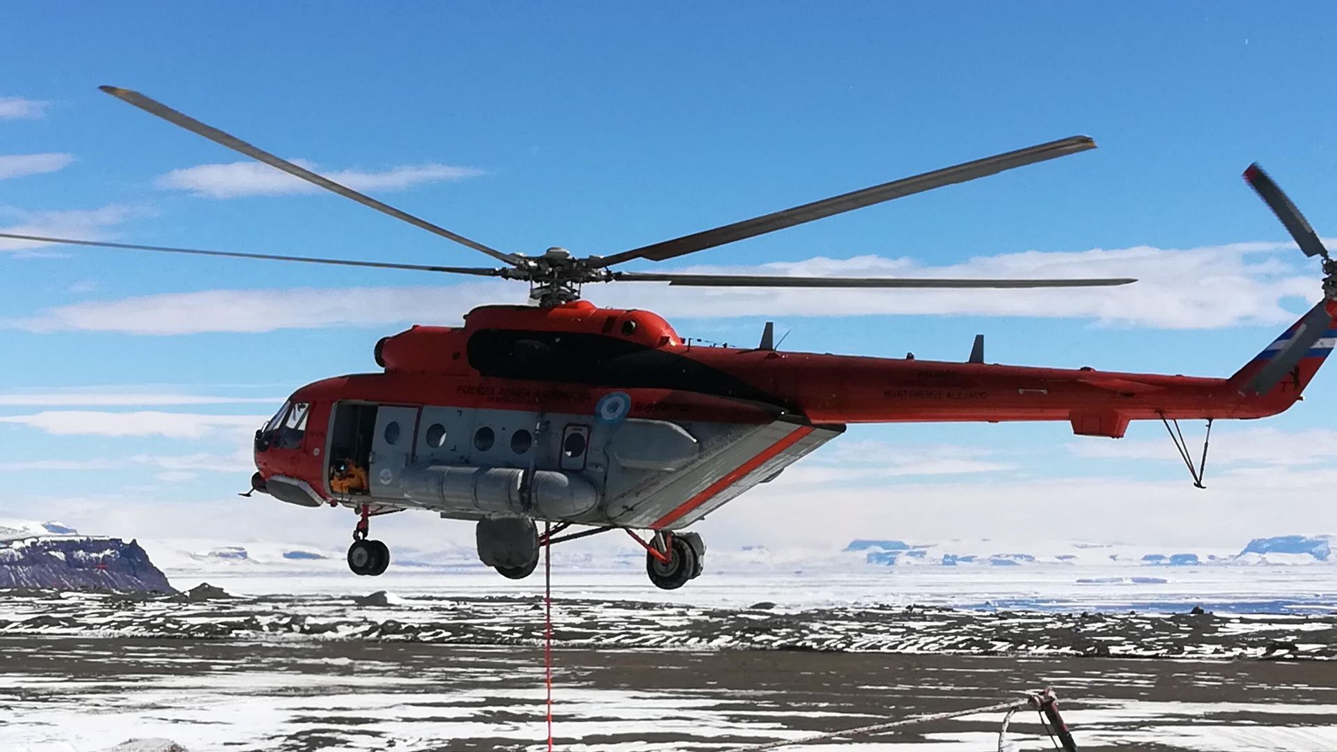 Вертолет Ми-171Е, принадлежащий Аргентине Вертолет Ми-171Е, принадлежащий Аргентине - РИА Новости, 1920, 16.12.2023